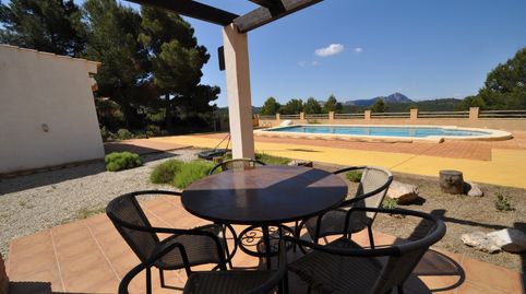 Foto 3 de Casa o xalet en venda a Castalla, Alicante