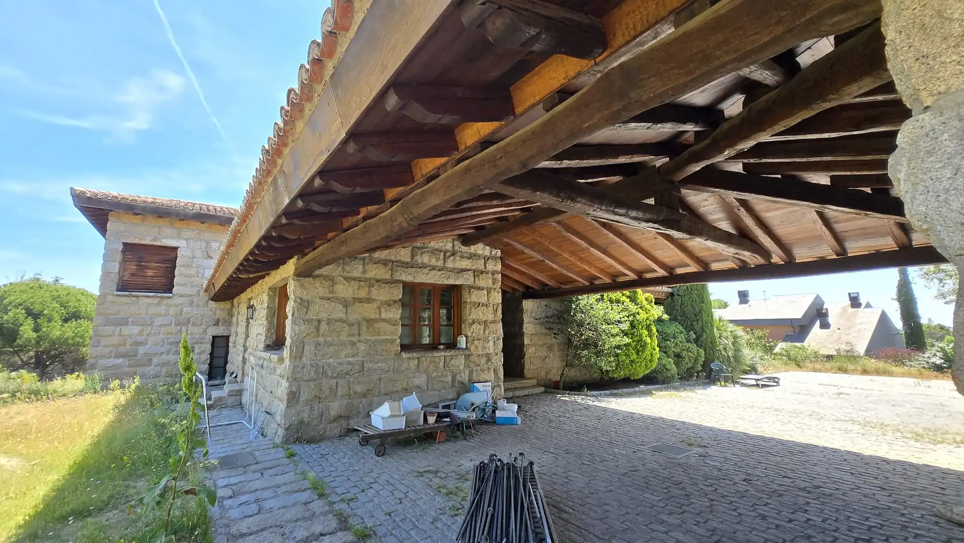 Vista exterior de Casa o chalet en venta en Torrelodones con Jardín privado y Piscina
