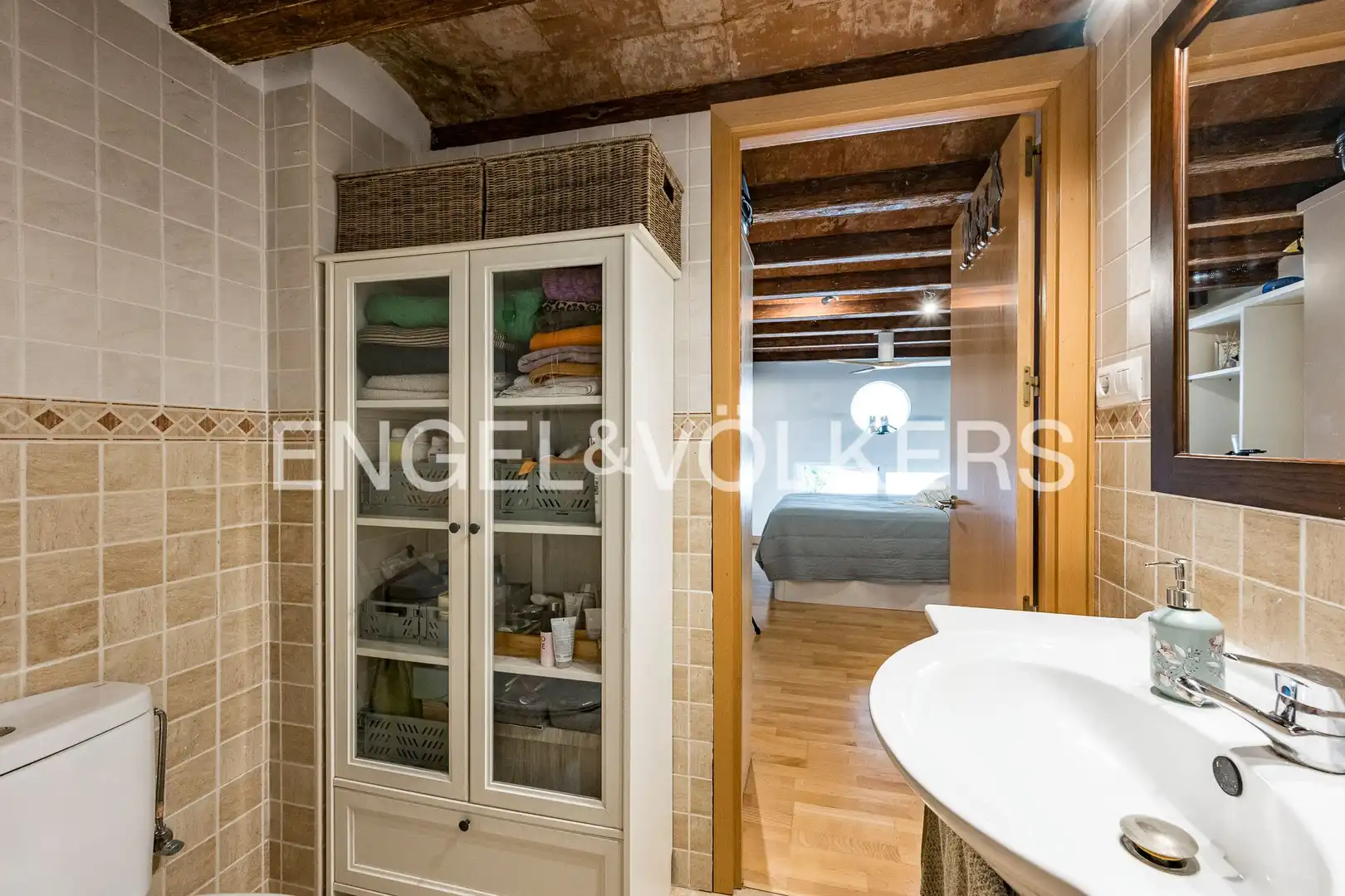 Flat for sale in Barcelona  with Heating and Parquet flooring