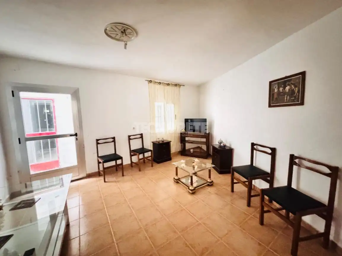 Sala d'estar de Casa adosada en venda en Velada