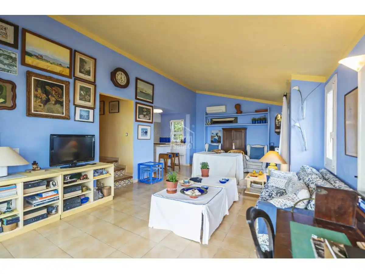 Sala d'estar de Casa o xalet en venda en Maó - Mahón amb Jardí privat, Terrassa i Piscina