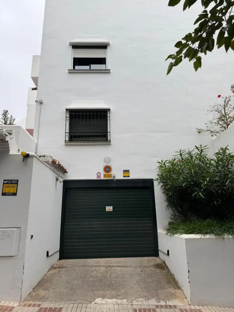 Aparcament de Apartament en venda en Benalmádena amb Terrassa