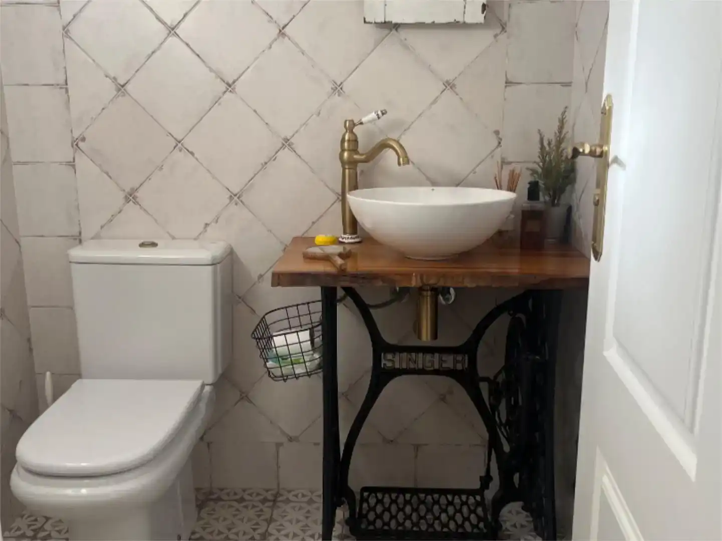 Bany de Casa o xalet en venda en  Madrid Capital