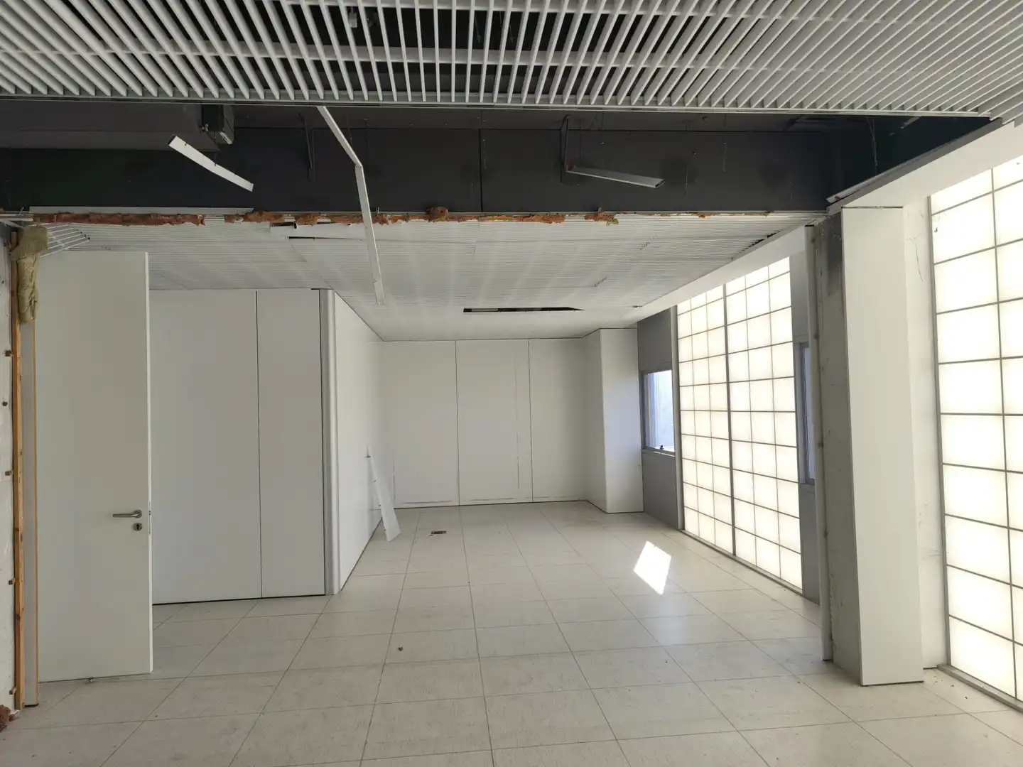 Local comercial en venta en Calle Etxesakan 28, imagen 23