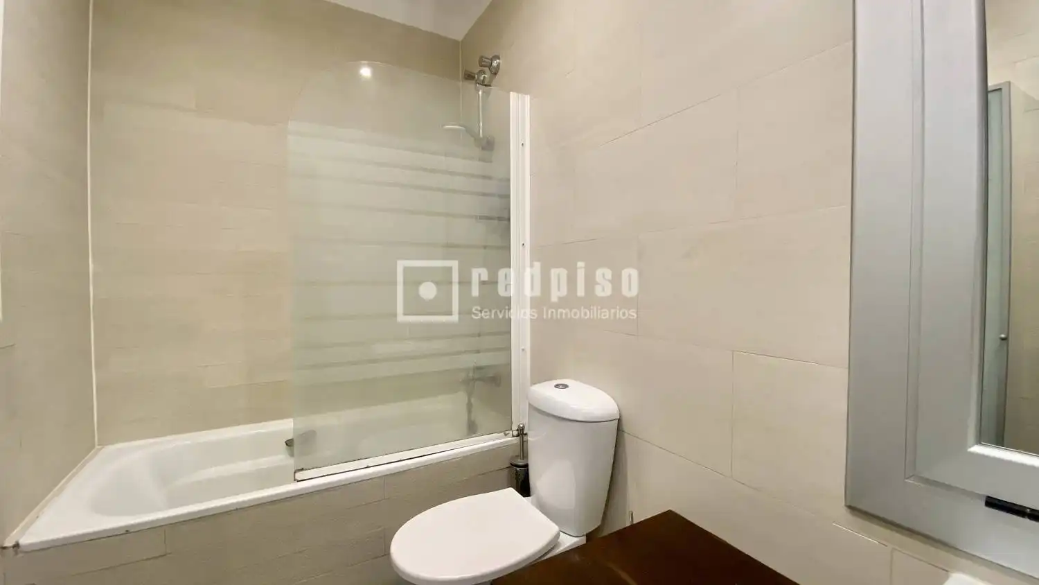 Baño de Piso en venta en Barcelona con Aire acondicionado y Calefacción
