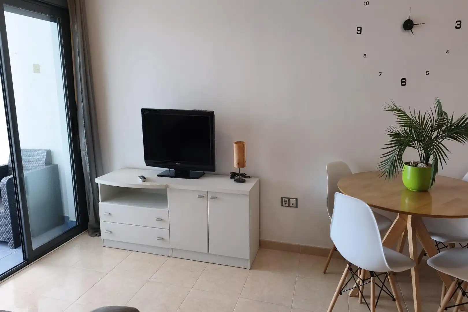 Dormitori de Apartament en venda en Vícar amb Aire condicionat, Terrassa i Moblat