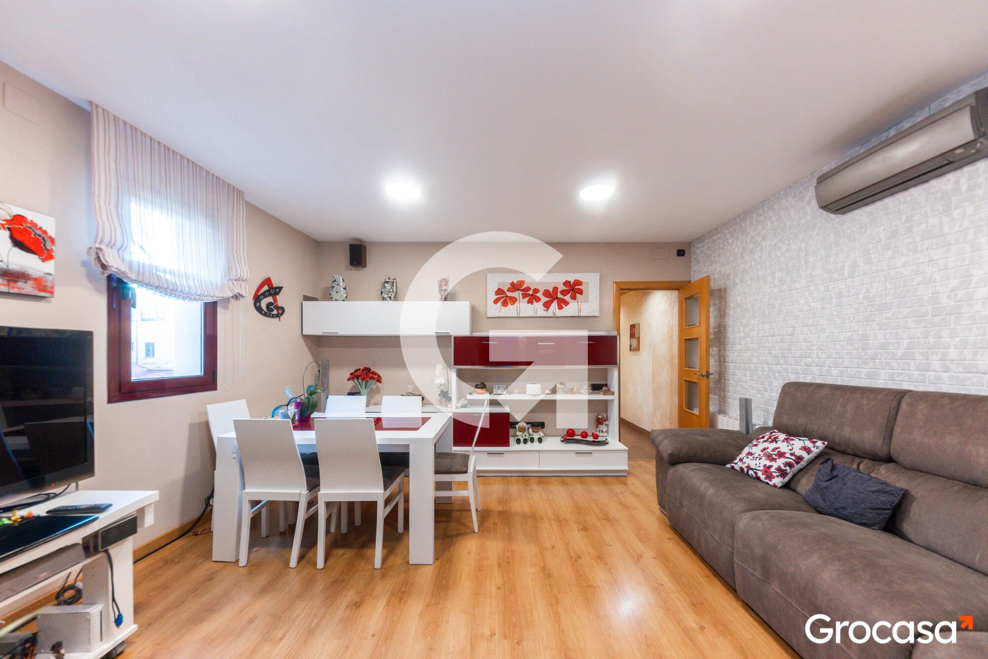 Living room of Flat for sale in  Barcelona Capital  with Air Conditioner, Heating and Oven
