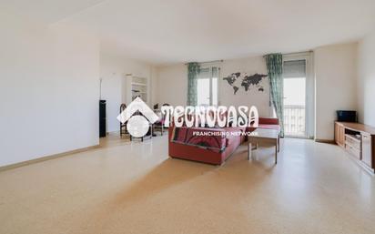 Living room of Flat for sale in Sant Adrià de Besòs  with Storage room and Balcony