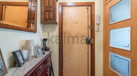 Foto 2 de Pis en venda a Plaça de Jaume Huguet, El Besós i el Maresme, Barcelona