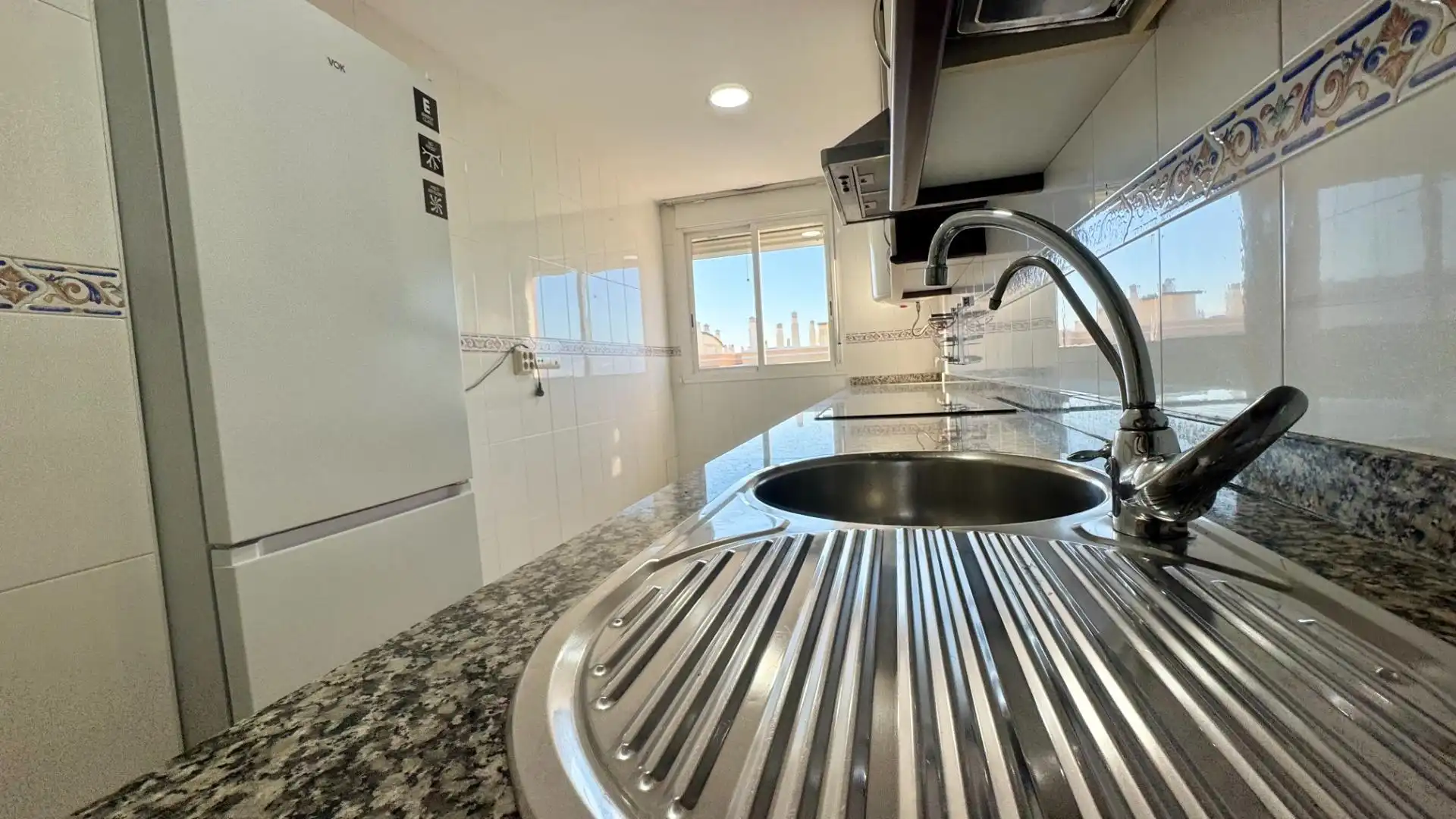 Cuina de Àtic en venda en Málaga amb Aire condicionat, Terrassa i Piscina comunitària