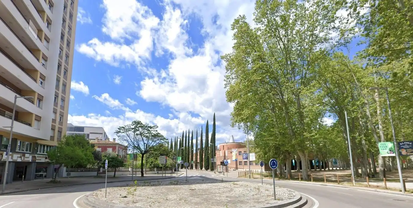 Piso con ascensor en venta en CATERINA ALBERT