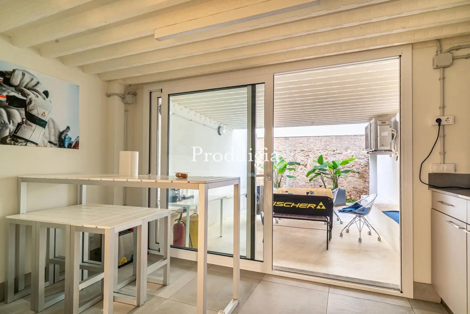 Terrasse von Geschaftsraum zur Miete in Barcelona mit Klimaanlage, Terrasse und Internet