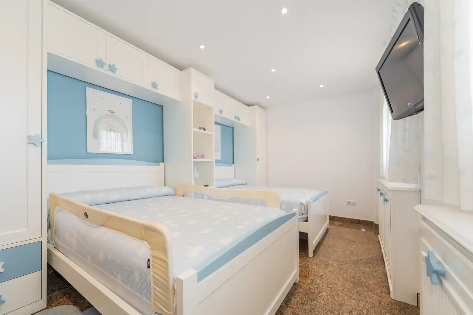 Bedroom of Houses for sale in San Sebastián de los Reyes  with Air Conditioner, Heating and Private garden