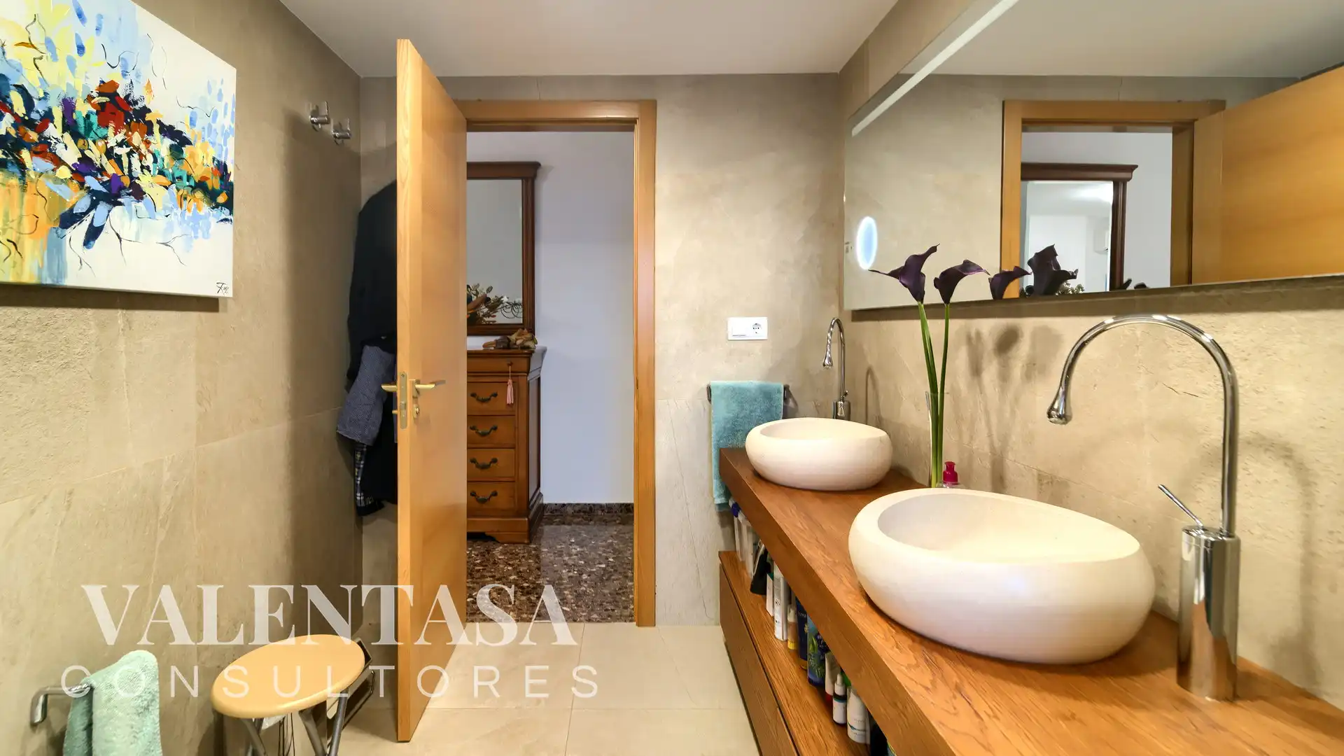 Baño de Piso en venta en Valencia con Aire acondicionado, Calefacción y Amueblado