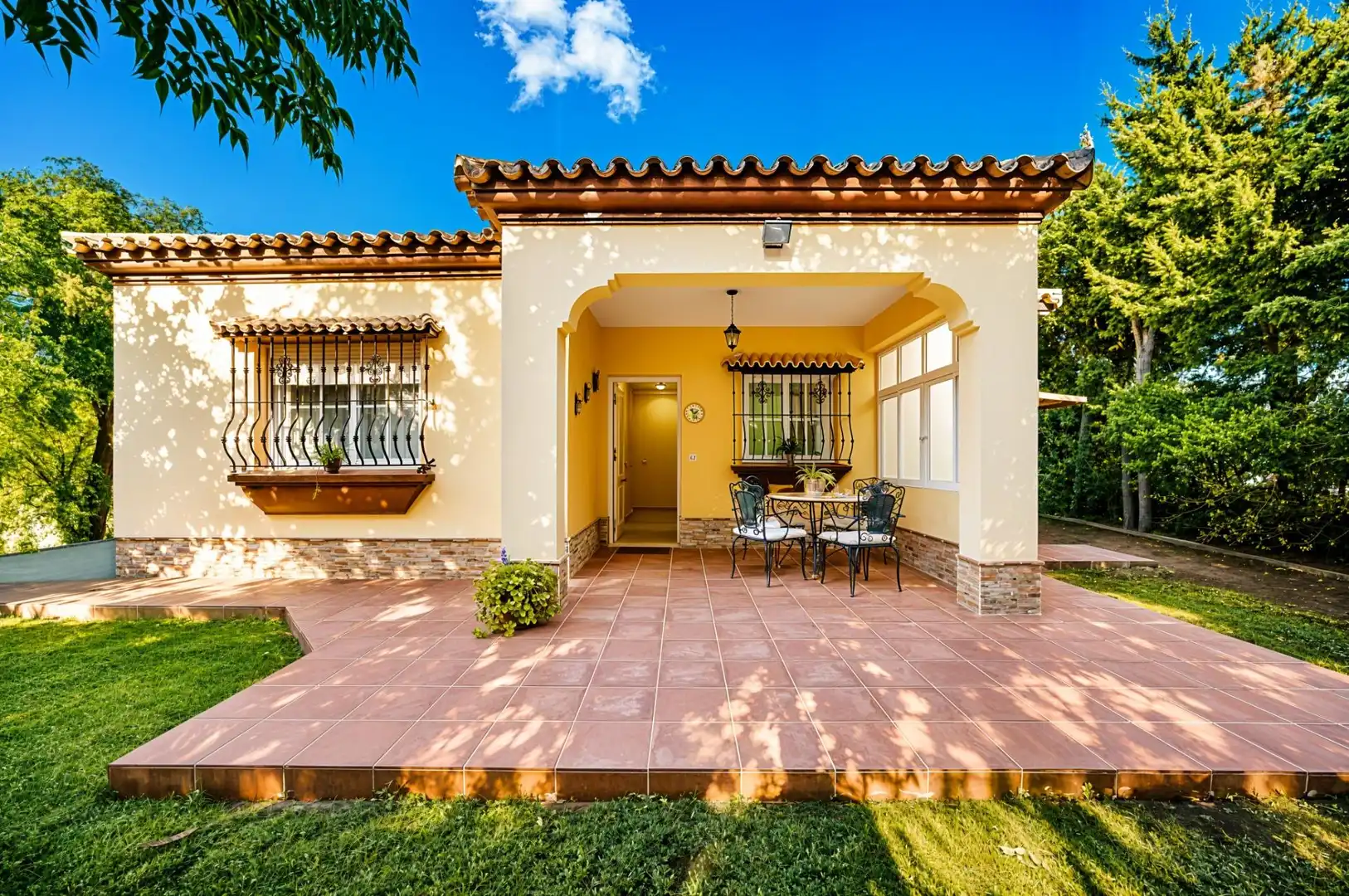 Chalet con piscina en venta en Pelagatos - Pago del Humo