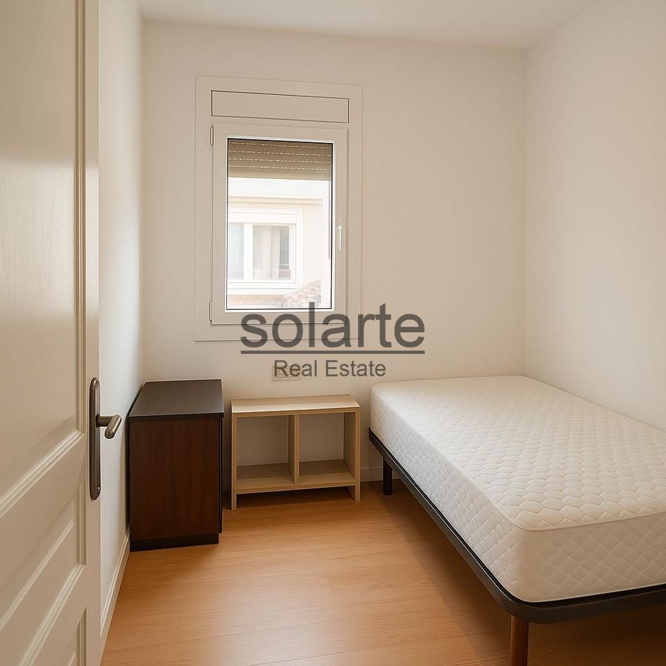 Bedroom of Flat for sale in L'Hospitalet de Llobregat