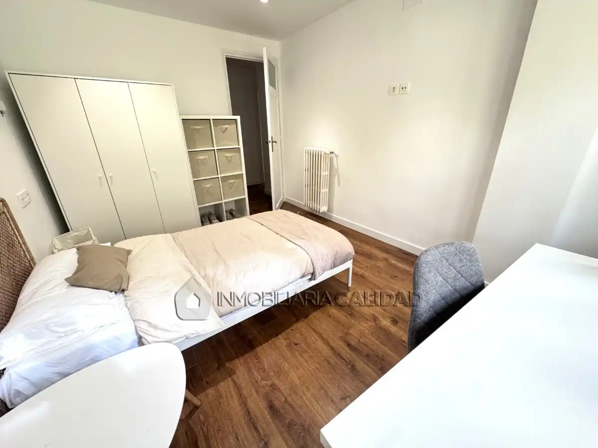 Bedroom of Flat for rent in Burgos  with Heating and Terrace