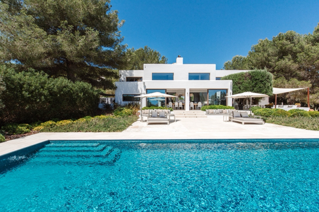 Garden of House or chalet for sale in Eivissa  with Air Conditioner and Swimming Pool