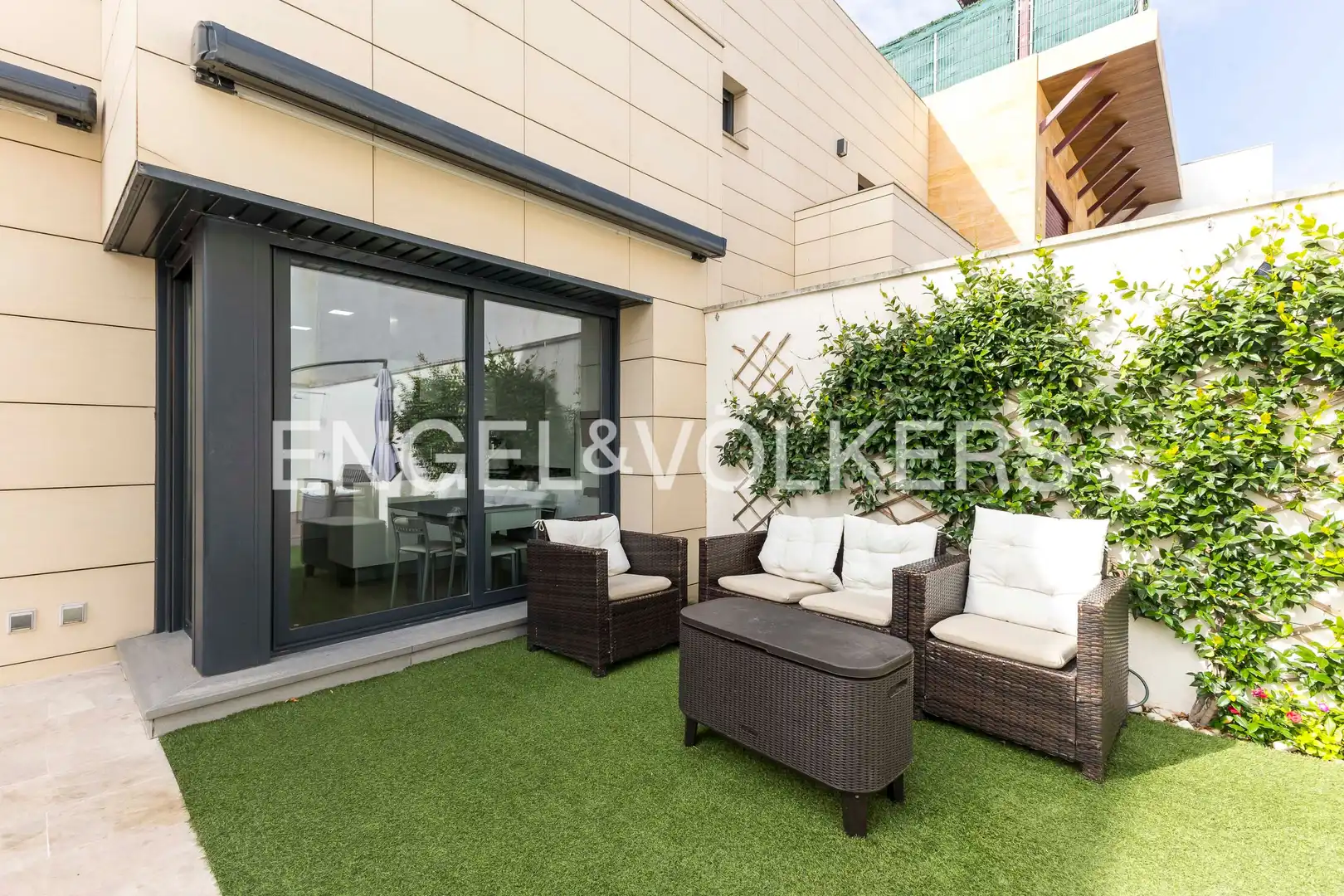 Terrace of Detached homes for rent in Madrid  with Air Conditioner, Heating and Private garden