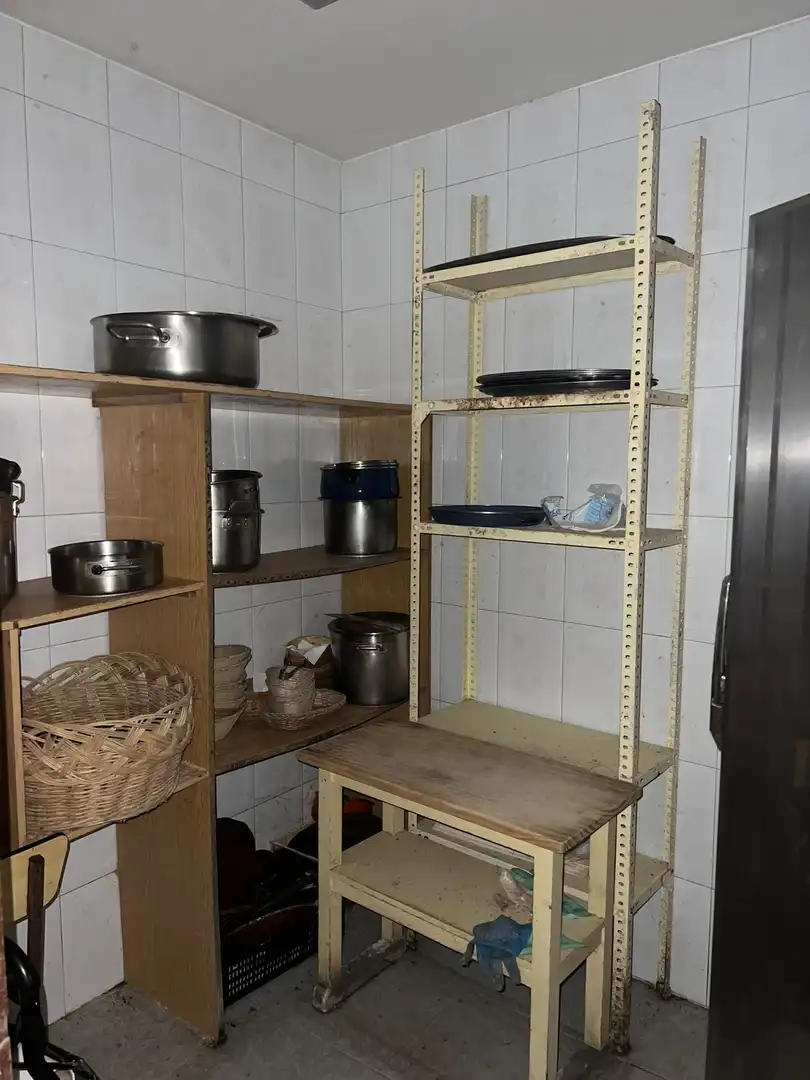 Küche von Geschaftsraum zum Verkauf in Narón mit Heizung, Terrasse und Möbliert