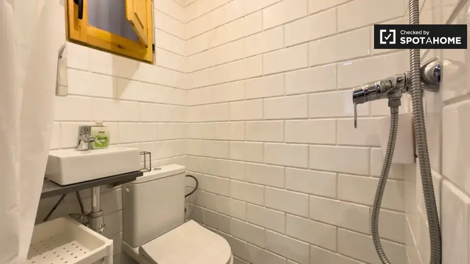 Room in El Raval