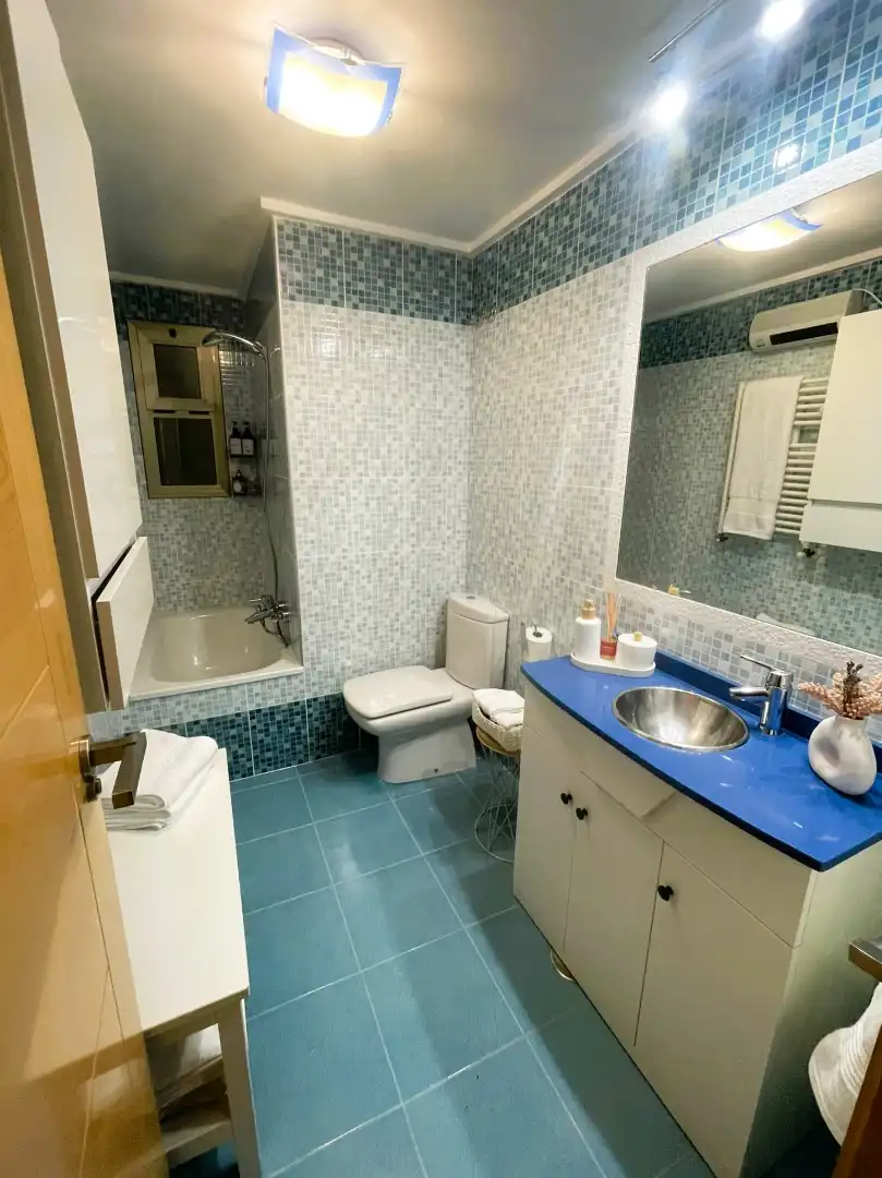 Bathroom of Flat for sale in Orihuela  with Air Conditioner, Heating and Terrace
