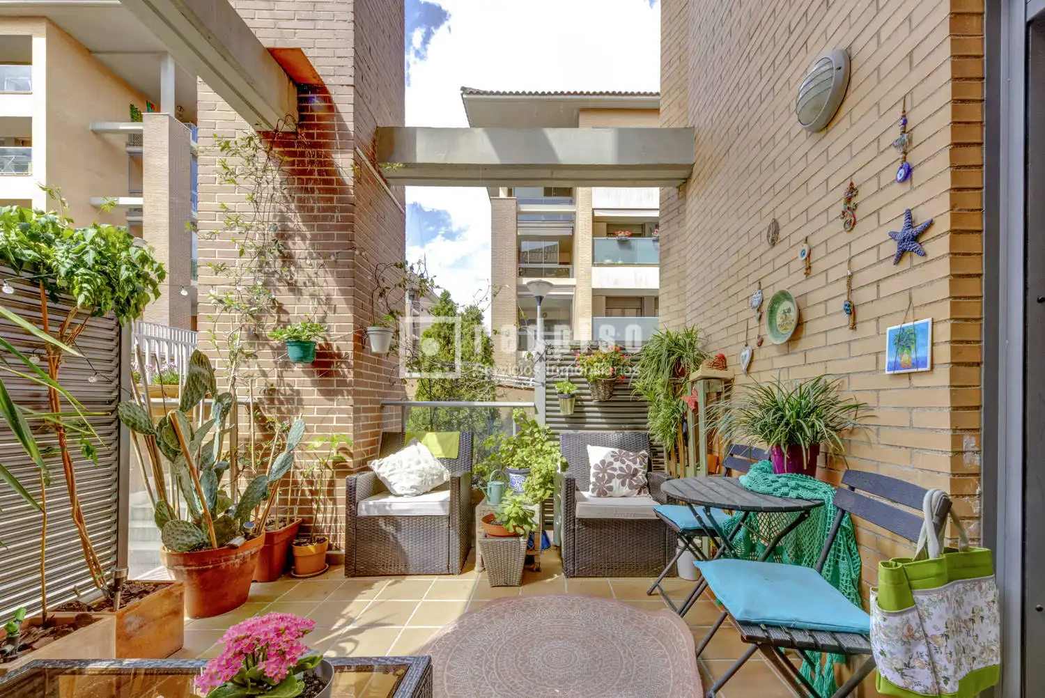 Terrasse von Wohnung zum Verkauf in Boadilla del Monte mit Klimaanlage, Heizung und Privatgarten