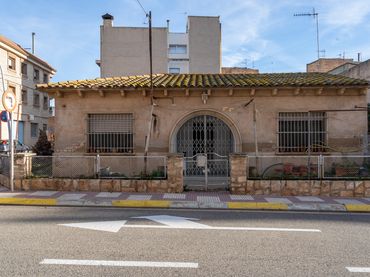 Casa con jardín en venta en L'Aldea