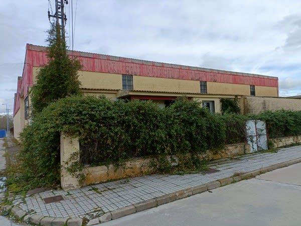 Vista exterior de Nau industrial en venda en Fuenterrebollo