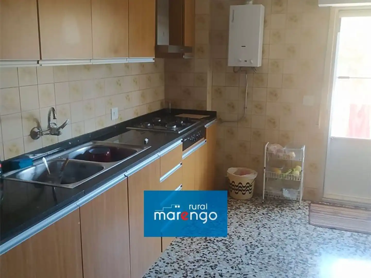 Kitchen of Flat for sale in Bejís