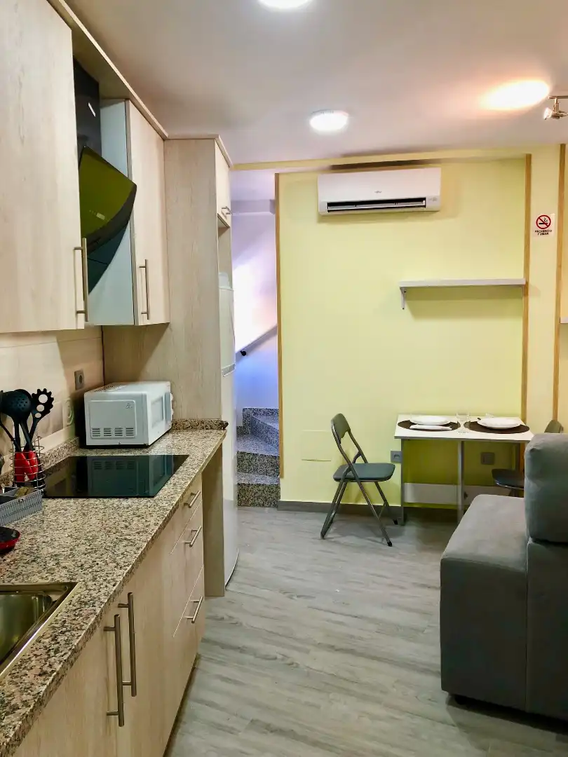 Küche von Wohnung zur Miete in Trujillo mit Klimaanlage, Heizung und Abstellraum