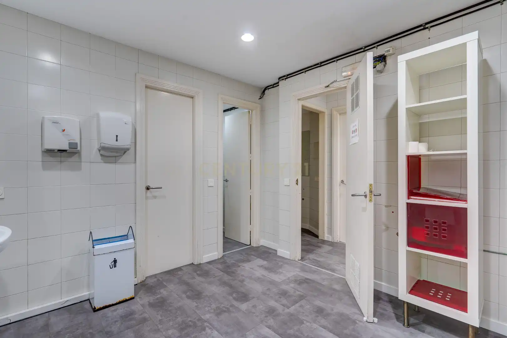 Office for sale in Irun   with Air Conditioner