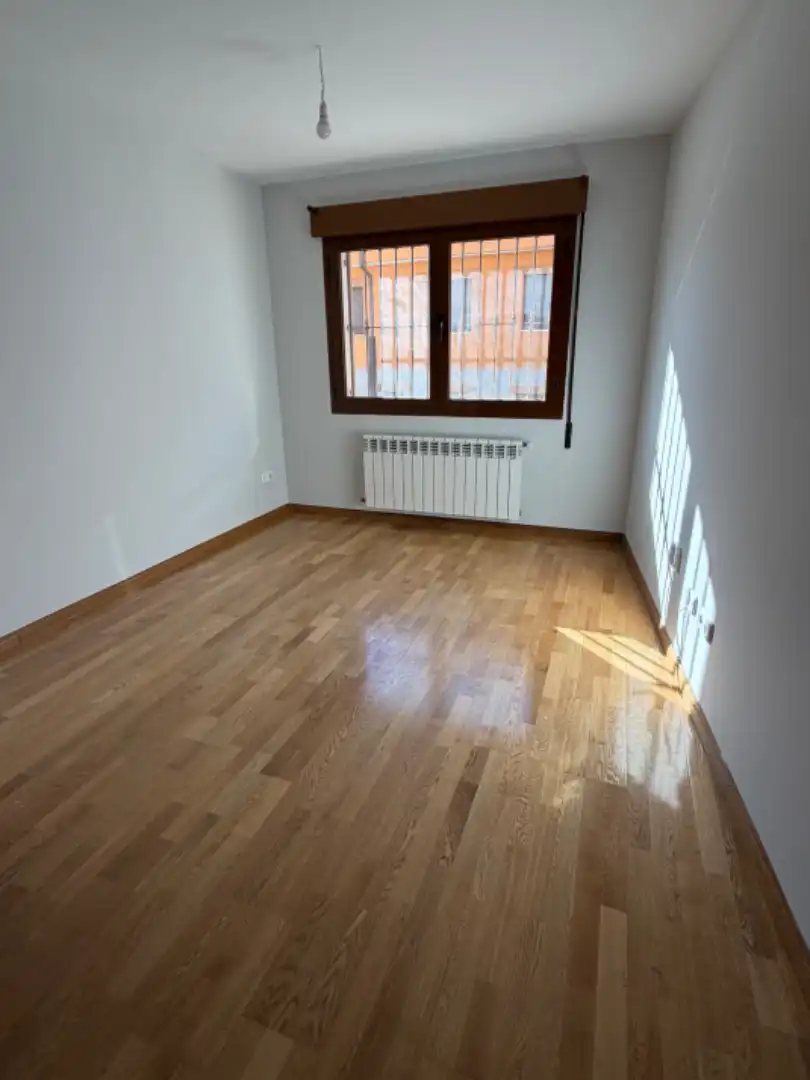 Flat for sale in Valverde del Majano  with Heating and Parquet flooring