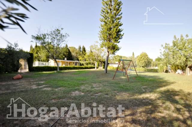Casa-chalet en Venta en Polígono PUEBLA CM PARCELA en La Conarda - Montesano