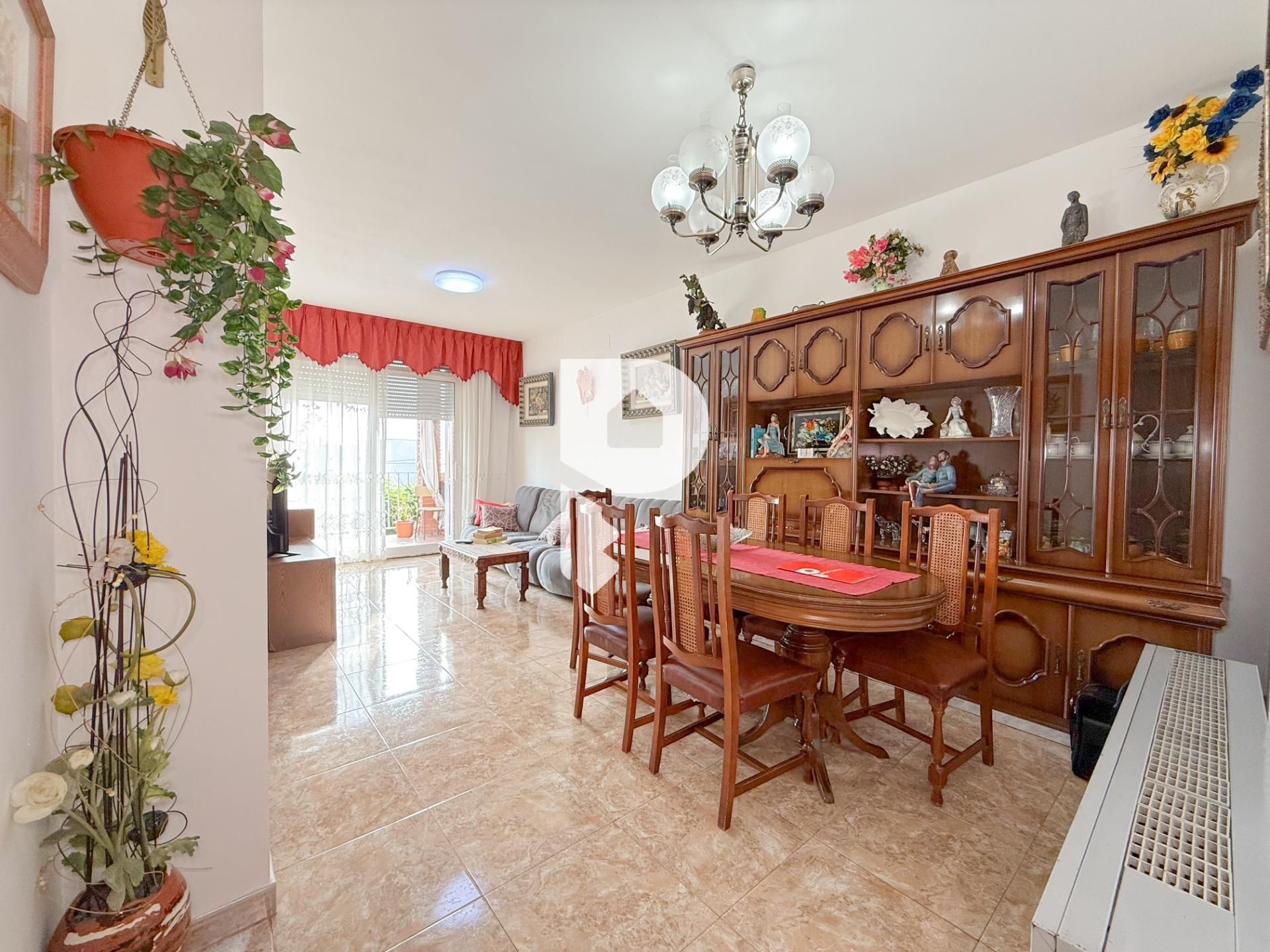 Dining room of Single-family semi-detached for sale in Sant Vicenç Dels Horts  with Heating, Private garden and Balcony
