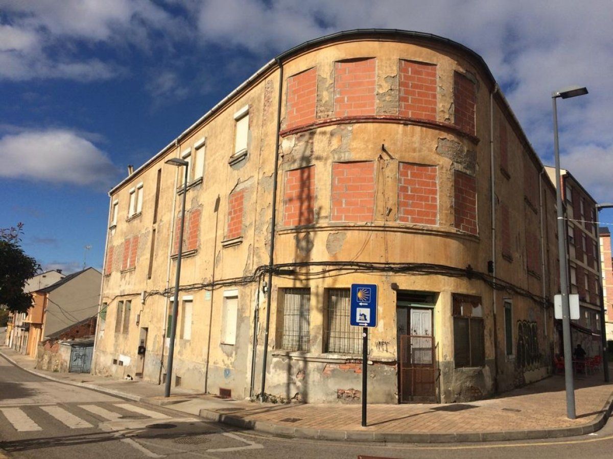 Edifici en venda a Carretera PUEBLA SANABRIA, Zona Alta