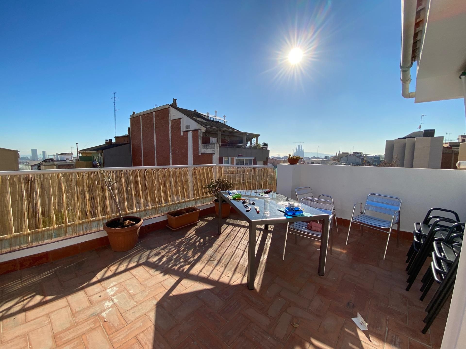 Terrace of Attic to rent in  Barcelona Capital  with Air Conditioner, Heating and Parquet flooring