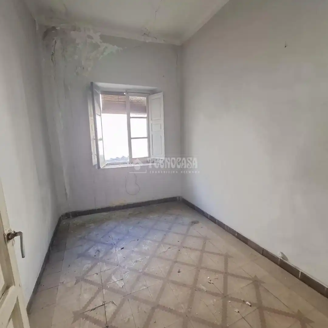 Bedroom of Flat for sale in Ávila  with Balcony