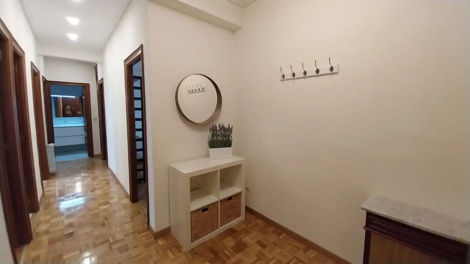 Piso de alquiler en Jaén con Aire acondicionado, Calefacción y Parquet