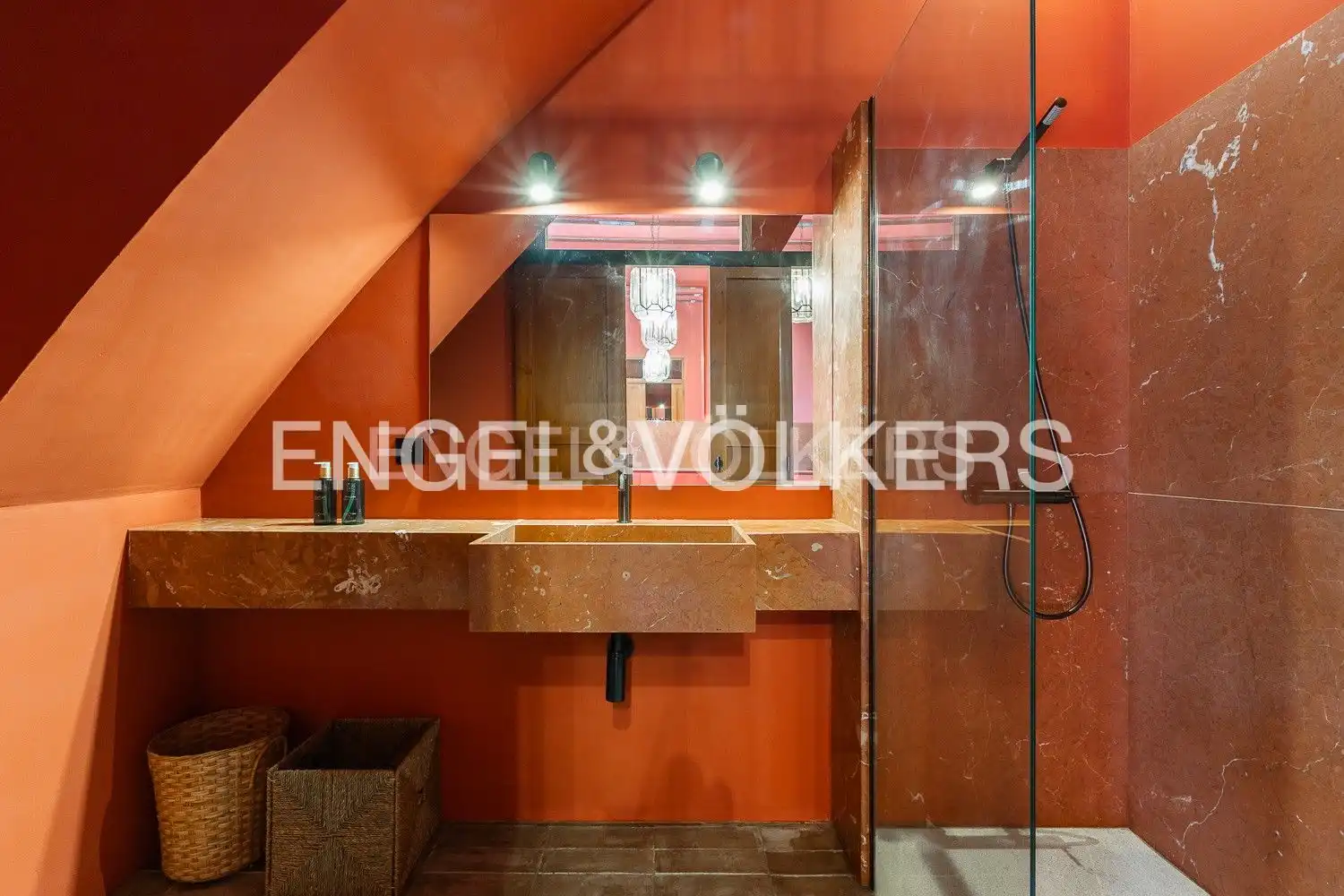 Badezimmer von Wohnungen zum Verkauf in Valencia mit Klimaanlage, Heizung und Terrasse