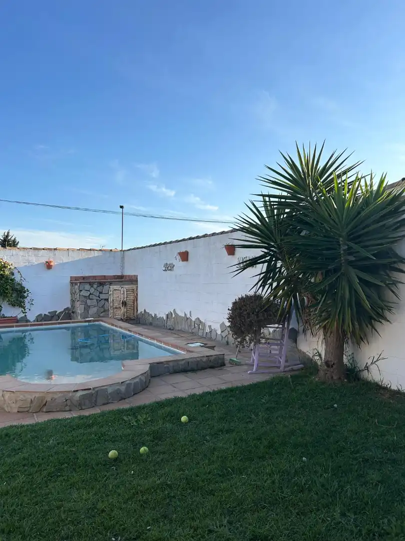 Villa mit Pool zum Verkauf in Las Lagunas - Campano