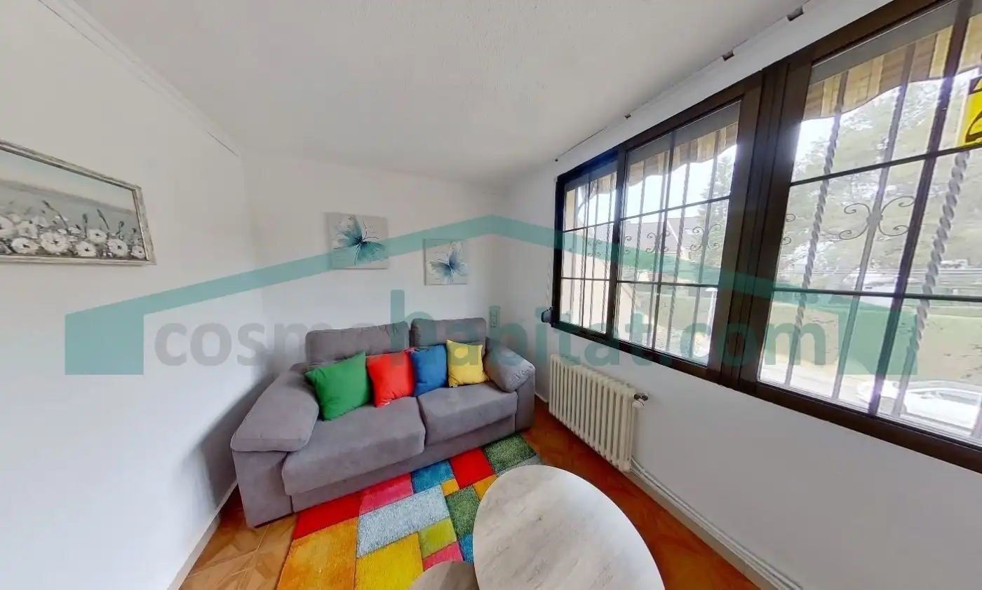 Sala d'estar de Casa adosada de lloguer en La Cañada