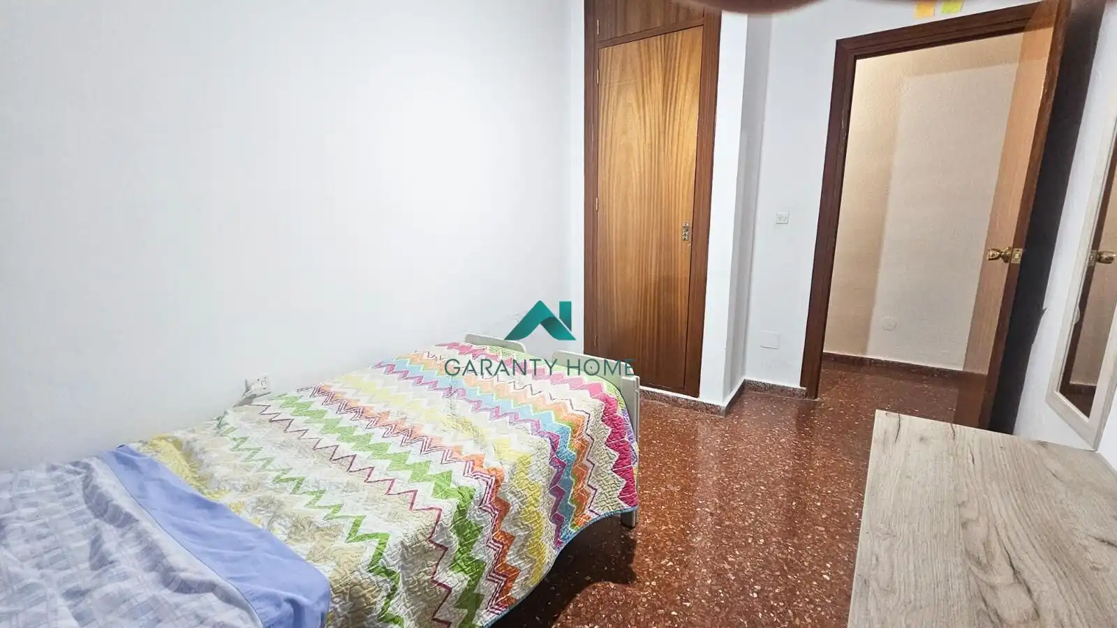 Schlafzimmer von Wohnung zur Miete in Jaén mit Klimaanlage, Heizung und Abstellraum