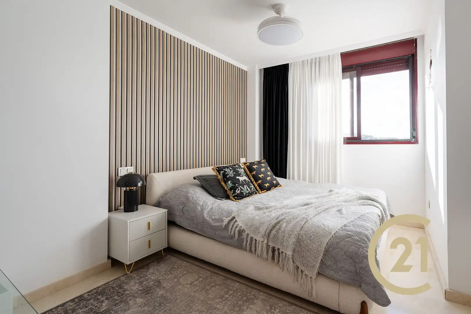 Habitación de Casa adosada en venta en Ojén con Aire acondicionado, Calefacción y Jardín privado