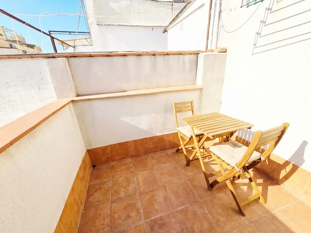 Terrasse von Maisonette zum Verkauf in L'Hospitalet de Llobregat mit Parkett, Terrasse und Ofen