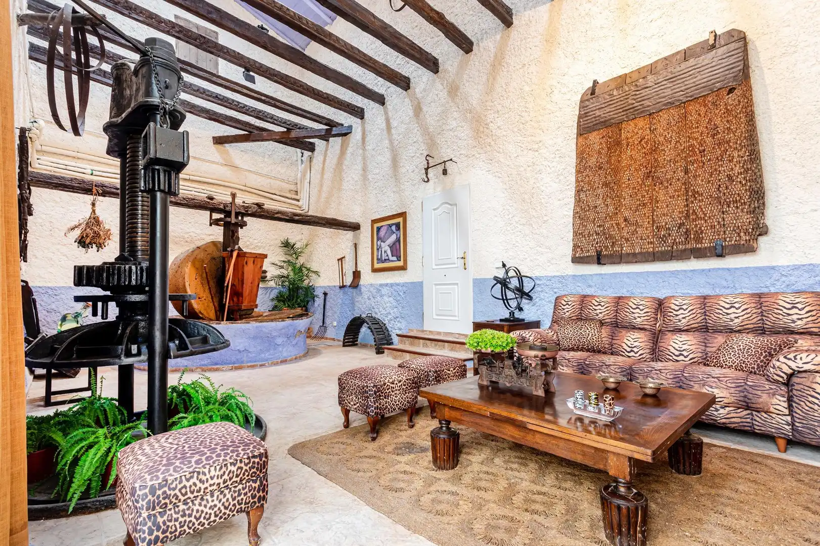 Living room of Houses for sale in Chiva  with Air Conditioner, Private garden and Terrace