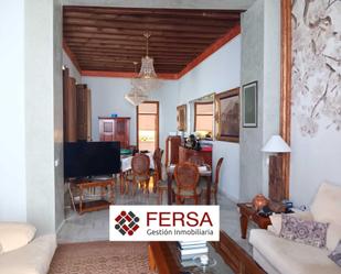 Living room of Flat to rent in El Puerto de Santa María  with Air Conditioner, Heating and Parquet flooring