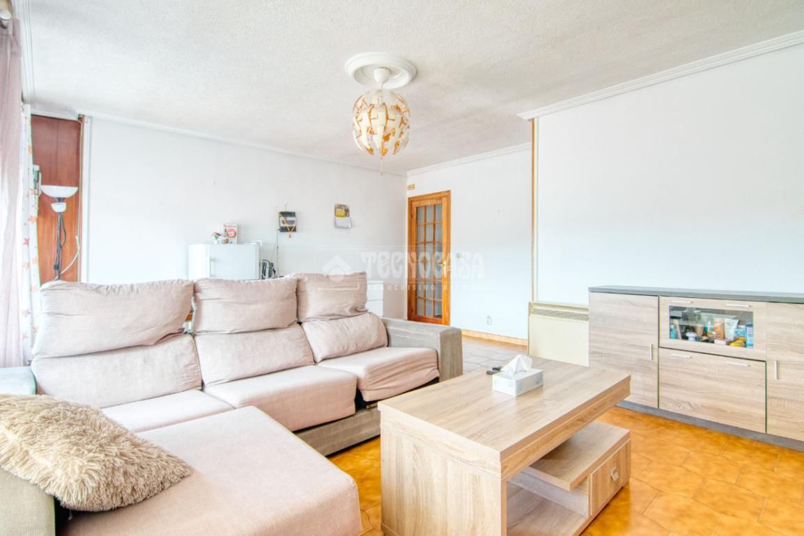 Living room of Flat for sale in Valladolid Capital  with Air Conditioner and Heating