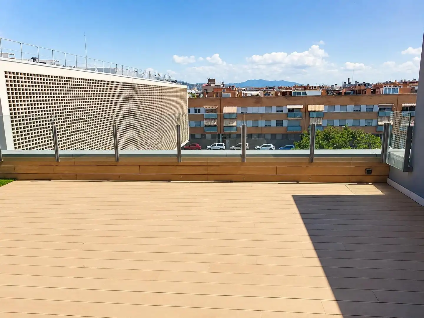 Terrace of Attic for rent in Badalona  with Air Conditioner, Heating and Parquet flooring