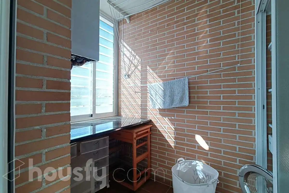 Baño de Piso de alquiler en Toledo con Aire acondicionado, Calefacción y Parquet